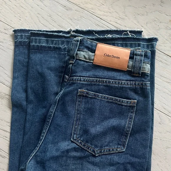 [NEW] Cider High Waist Wide Leg Dark Blue Jeans - Picture 5 of 5